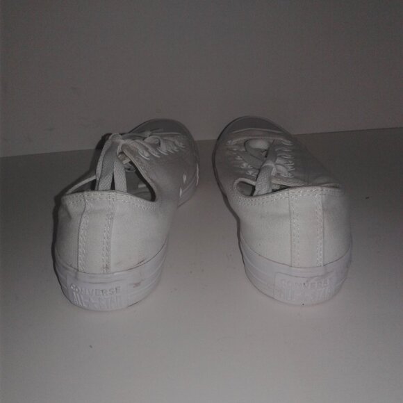 Chuck Taylor All Star Mono White Canvas Low Top - Picture 4 of 4